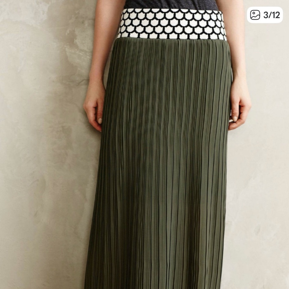 Anthropologie Pleated Sage Maxi Skirt‎ Dark Green by Dear Creatures Size Small - Picture 3 of 13